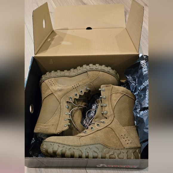 NIB Rocky SV2 Mens Tactical Military Boots - Picture 2 of 10